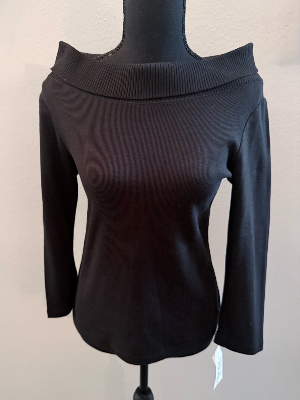Rafaella Black Ribbed Knit Off-Shoulder Top